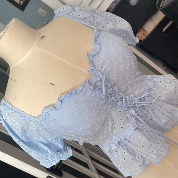 Baby Blue Top - Picture 2 of 4